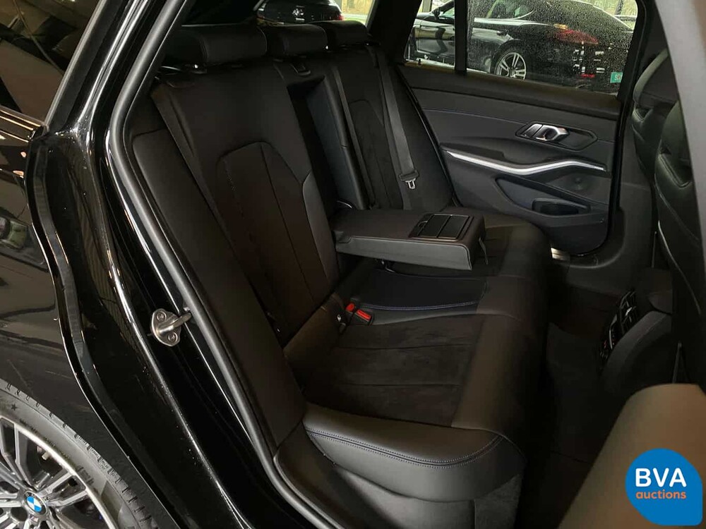 BMW 330i Touring M-Sport 258pk -GARANTIE- 3-Serie 2019, G-252-JK