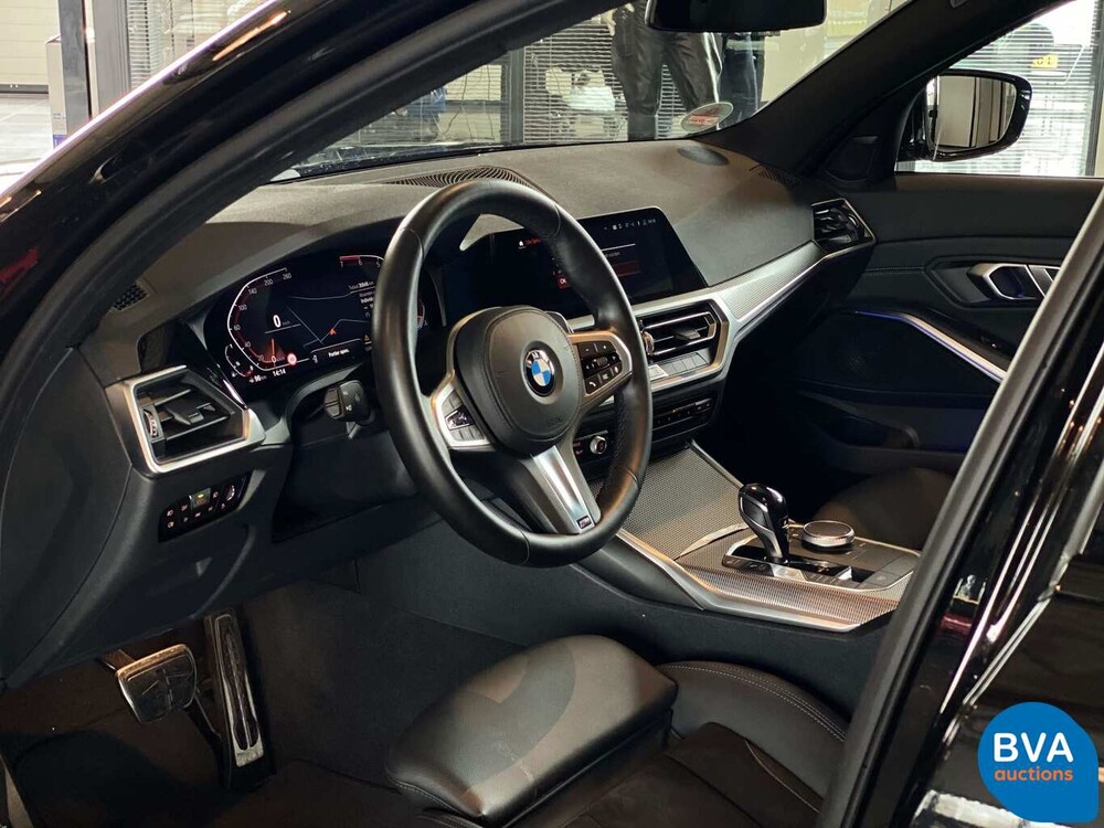 BMW 330i Touring M-Sport 258pk -GARANTIE- 3-Serie 2019, G-252-JK