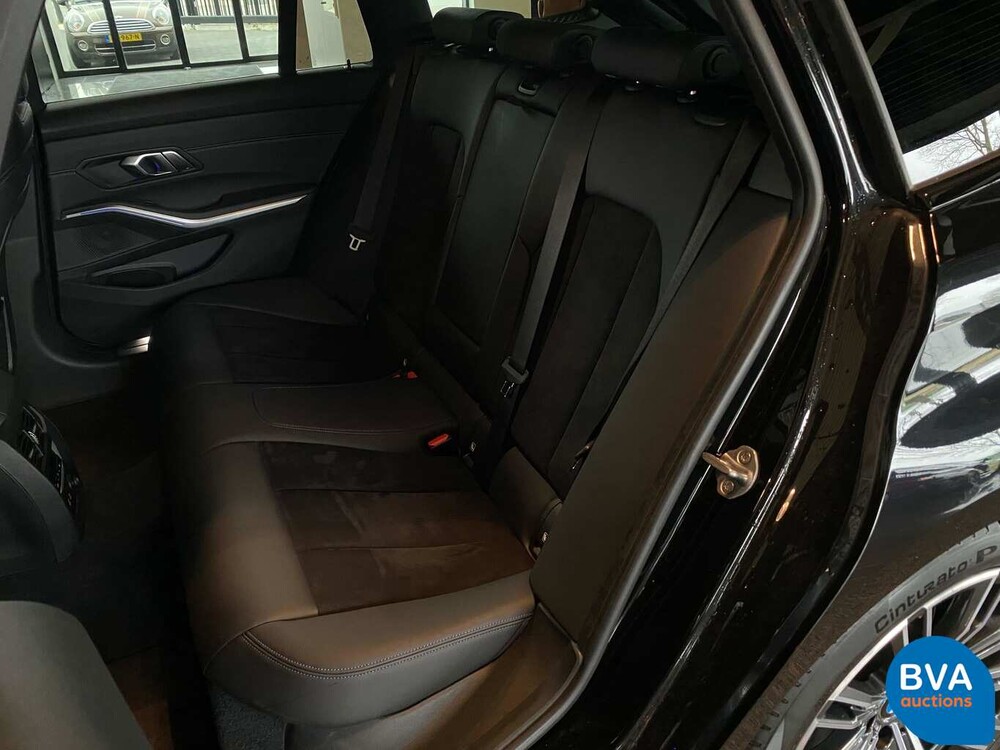 BMW 330i Touring M-Sport 258pk -GARANTIE- 3-Serie 2019, G-252-JK
