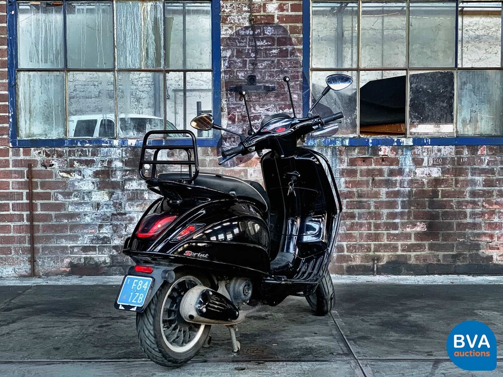 Piaggo Vespa Sprint 4-stroke 2015, F-841-ZB.