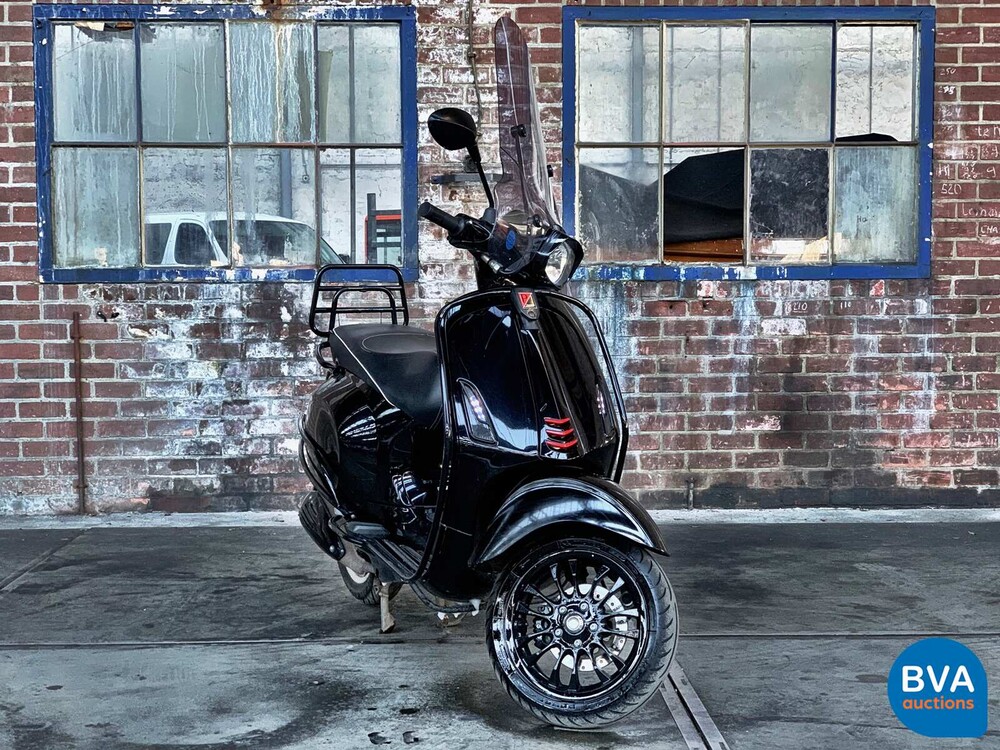 Piaggo Vespa Sprint 4-stroke 2015, F-841-ZB.