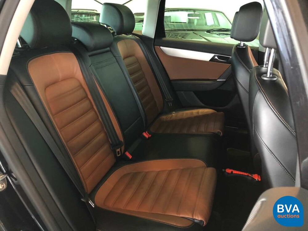 Volkswagen Passat Variant 1.4 TSI Highline 122pk 2012, -Origineel NL- 60-XFF-3