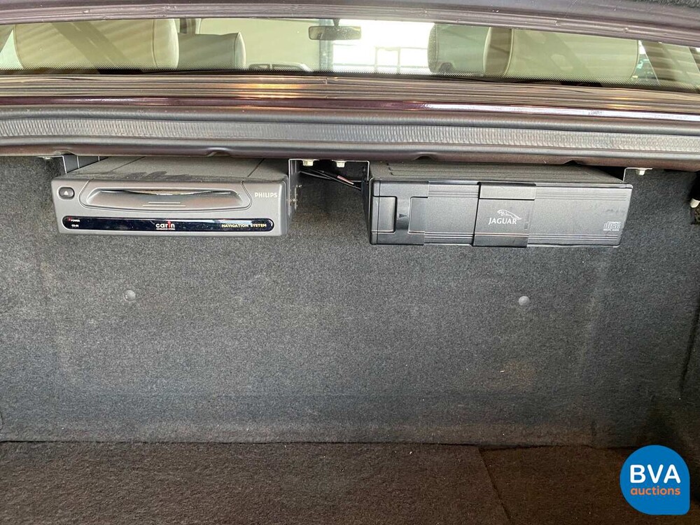 Jaguar Sovereign 4.0 1996 241hp, 79-RX-LR.