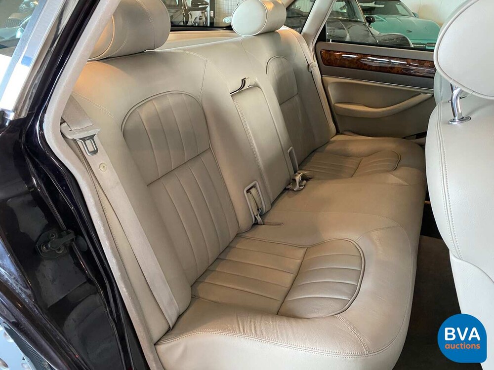 Jaguar Sovereign 4.0 1996 241hp, 79-RX-LR.