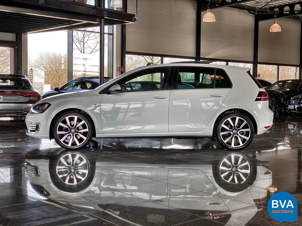 Volkswagen Golf 1.4 TSI GTE 204pk 2015, -Origineel NL-, HN-841-K