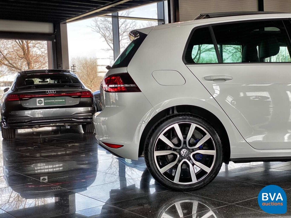Volkswagen Golf 1.4 TSI GTE 204pk 2015, -Origineel NL-, HN-841-K