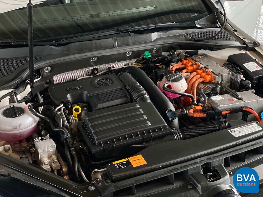 Volkswagen Golf 1.4 TSI GTE 204pk 2015, -Origineel NL-, HN-841-K