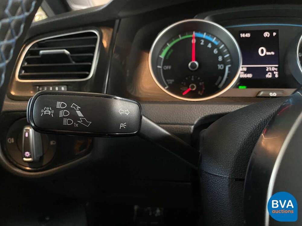 Volkswagen Golf 1.4 TSI GTE 204pk 2015, -Origineel NL-, HN-841-K