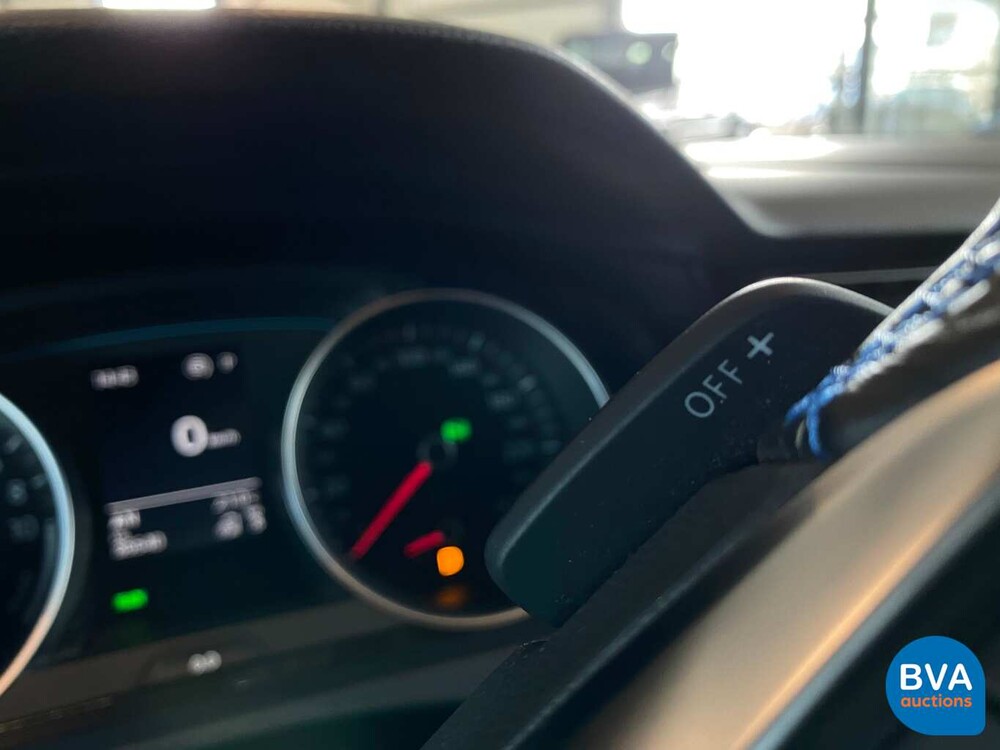 Volkswagen Golf 1.4 TSI GTE 204pk 2015, -Origineel NL-, HN-841-K