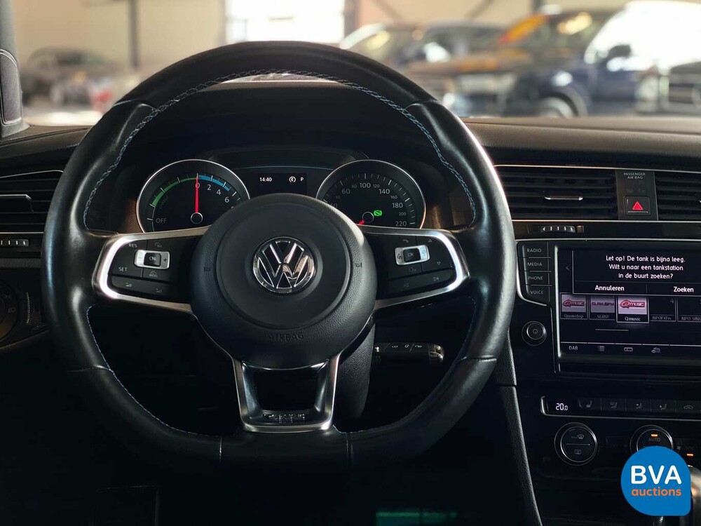 Volkswagen Golf 1.4 TSI GTE 204pk 2015, -Origineel NL-, HN-841-K