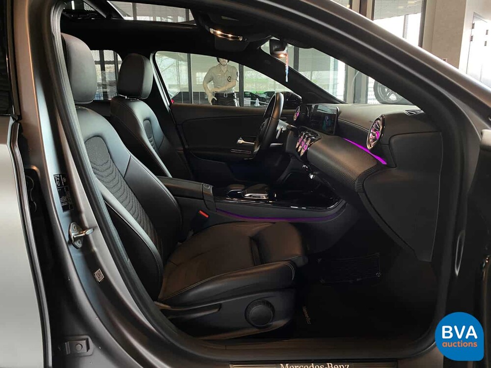 Mercedes-Benz A200 Bussines Solution AMG-line A-Klasse 163pk 2019 -Origineel NL-, ZH-062-K