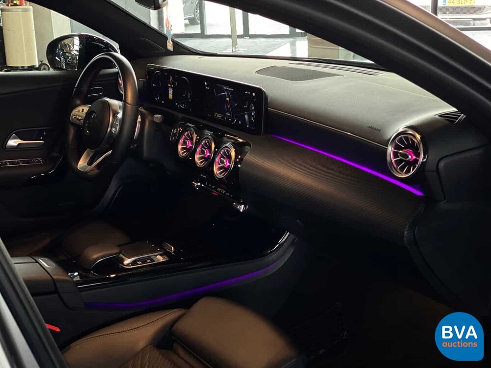 Mercedes-Benz A200 Bussines Solution AMG-line A-Klasse 163pk 2019 -Origineel NL-, ZH-062-K