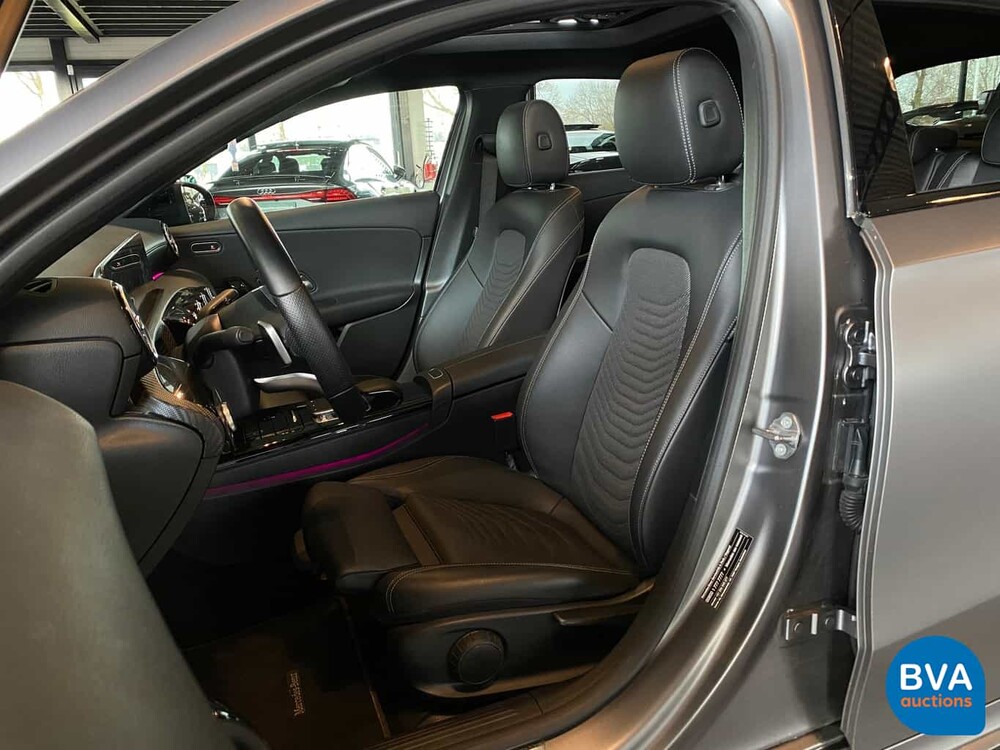 Mercedes-Benz A200 Bussines Solution AMG-line A-Klasse 163pk 2019 -Origineel NL-, ZH-062-K