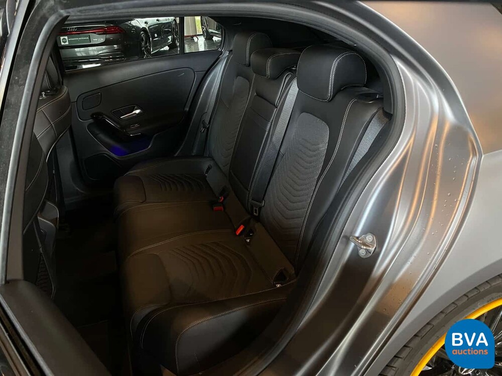 Mercedes-Benz A200 Bussines Solution AMG-line A-Klasse 163pk 2019 -Origineel NL-, ZH-062-K
