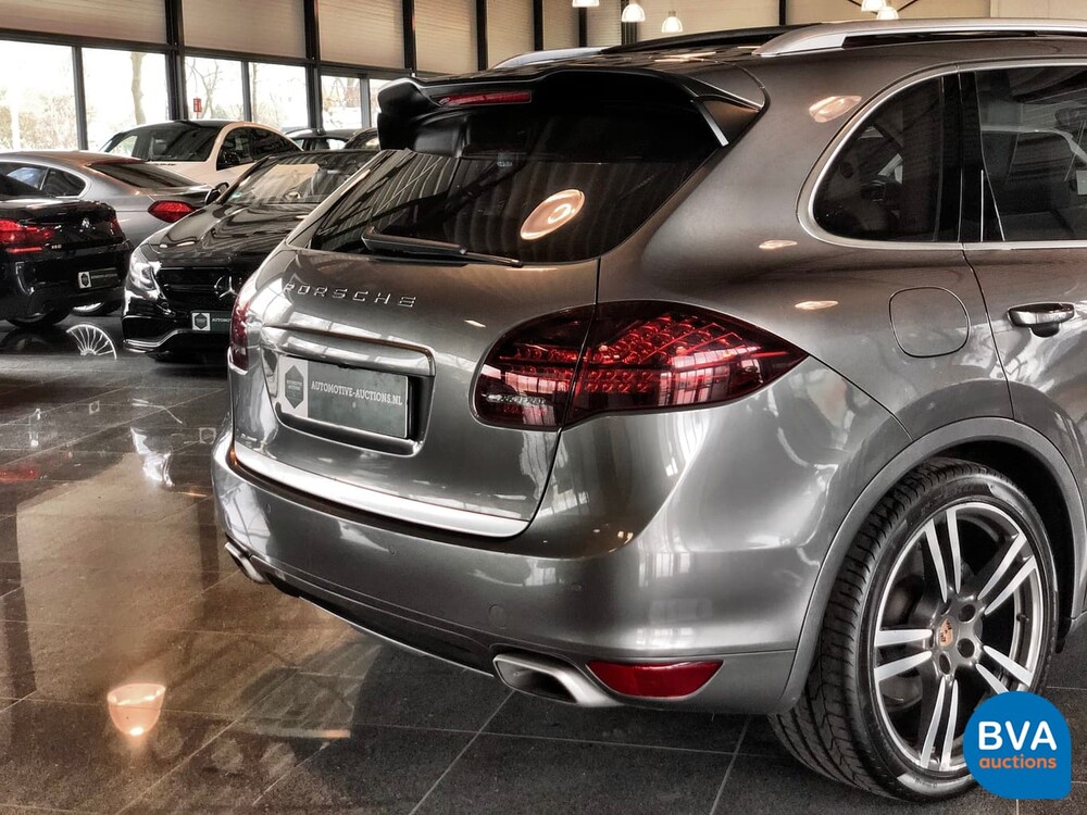Porsche Cayenne 3.0 D 245pk V6 2013, 9-THJ-44