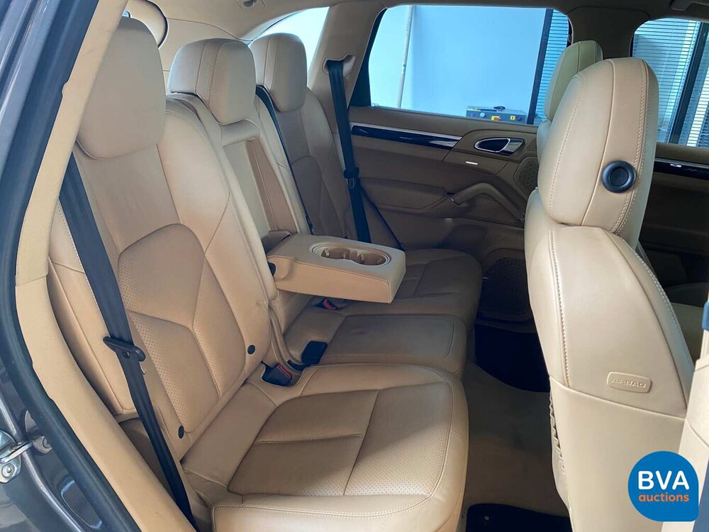 Porsche Cayenne 3.0 D 245pk V6 2013, 9-THJ-44