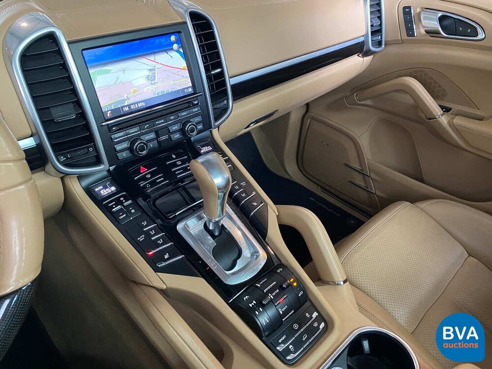 Porsche Cayenne 3.0 D 245pk V6 2013, 9-THJ-44