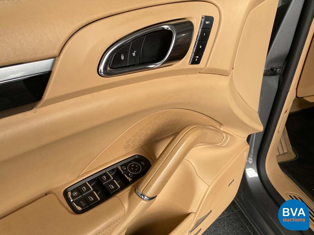 Porsche Cayenne 3.0 D 245pk V6 2013, 9-THJ-44
