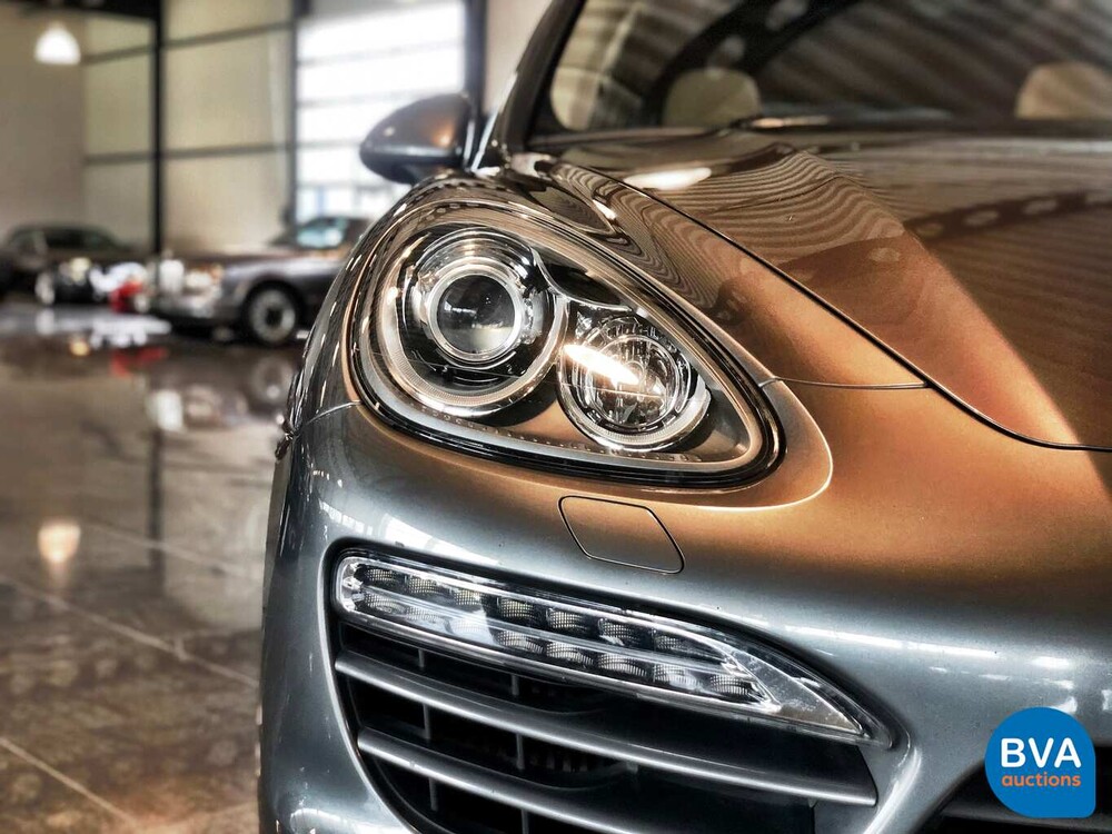 Porsche Cayenne 3.0 D 245pk V6 2013, 9-THJ-44