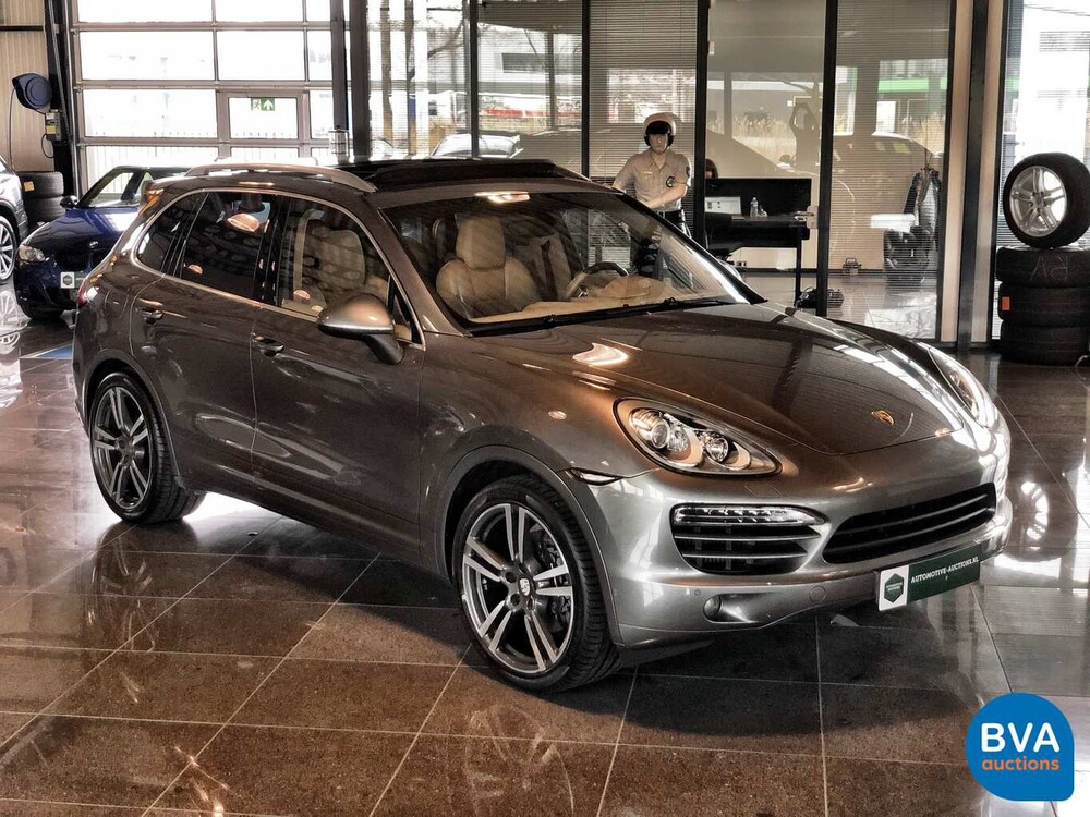 Porsche Cayenne 3.0 D 245pk V6 2013, 9-THJ-44