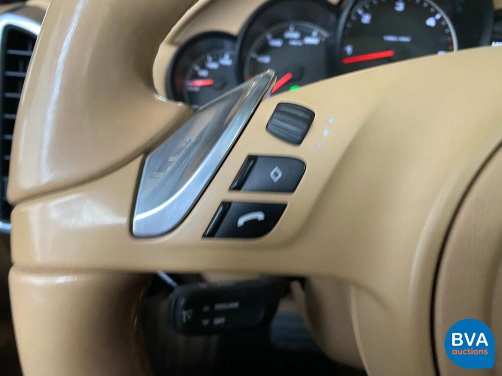 Porsche Cayenne 3.0 D 245pk V6 2013, 9-THJ-44