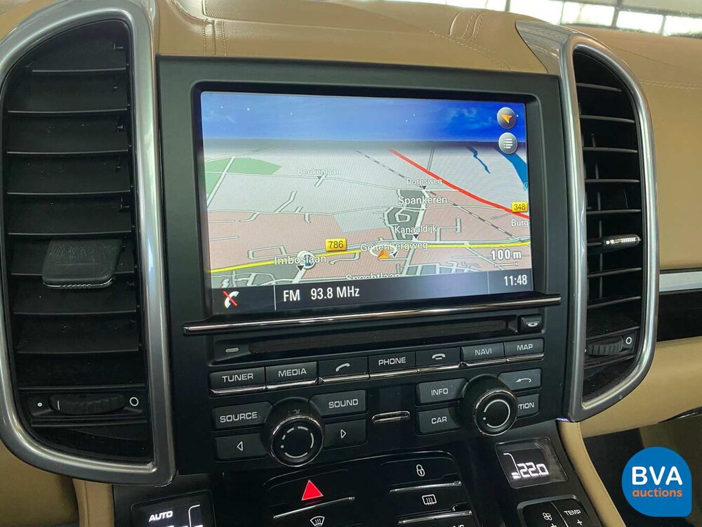 Porsche Cayenne 3.0 D 245pk V6 2013, 9-THJ-44