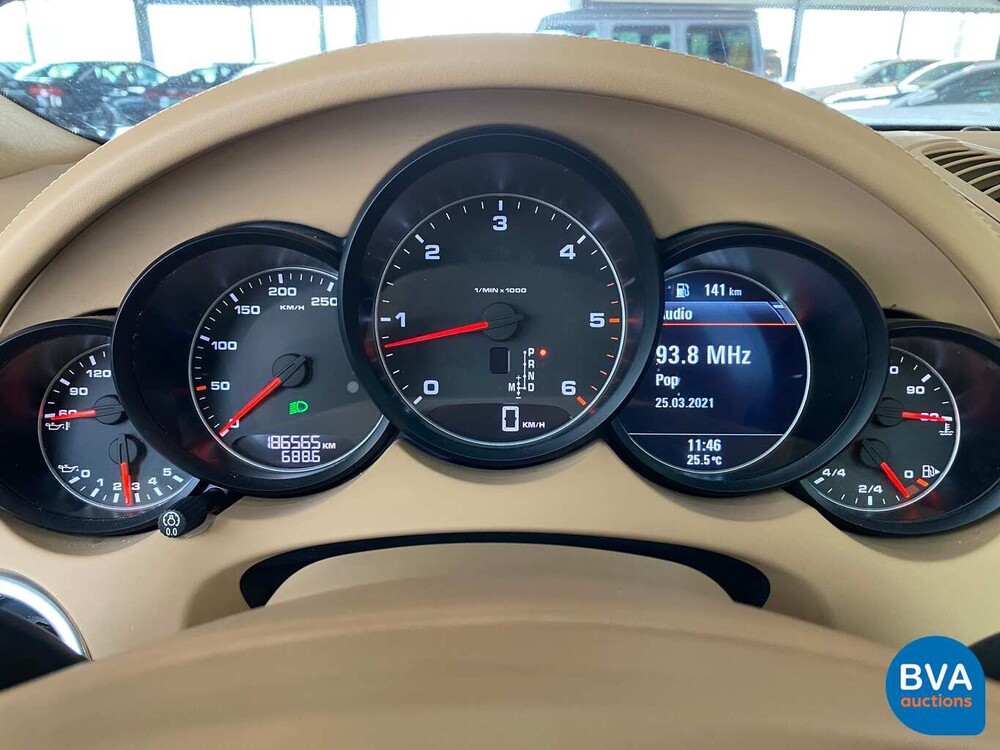 Porsche Cayenne 3.0 D 245pk V6 2013, 9-THJ-44