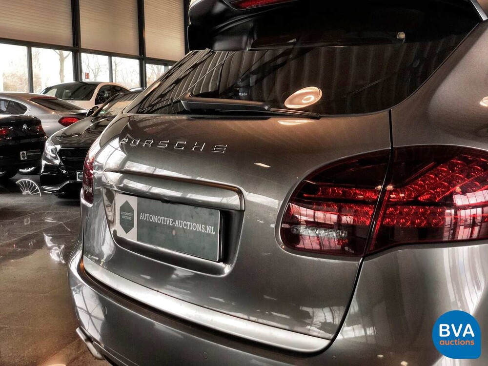 Porsche Cayenne 3.0 D 245pk V6 2013, 9-THJ-44