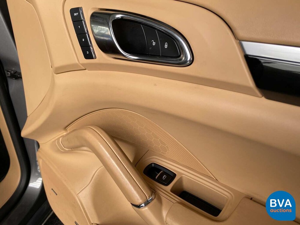 Porsche Cayenne 3.0 D 245pk V6 2013, 9-THJ-44