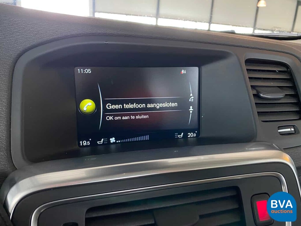 Volvo V60 2.4 D6 AWD Plug-in Hybride Summum 285pk 2014, NF-726-V