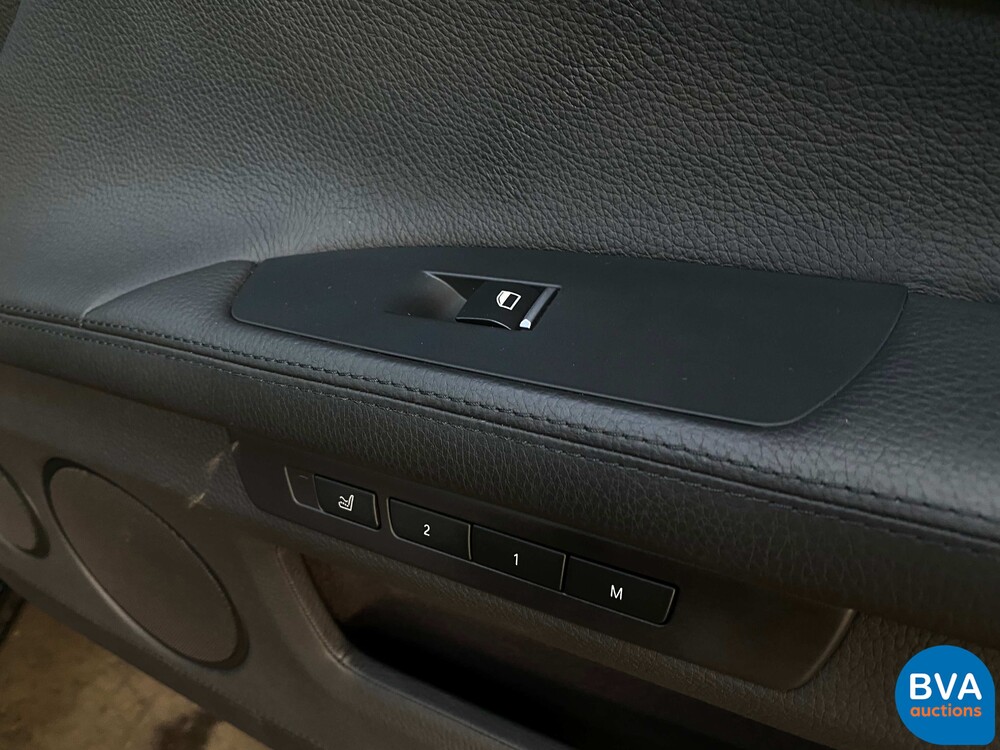 BMW 760Li Hochsicherheits-VR7 V12 F03 2011.