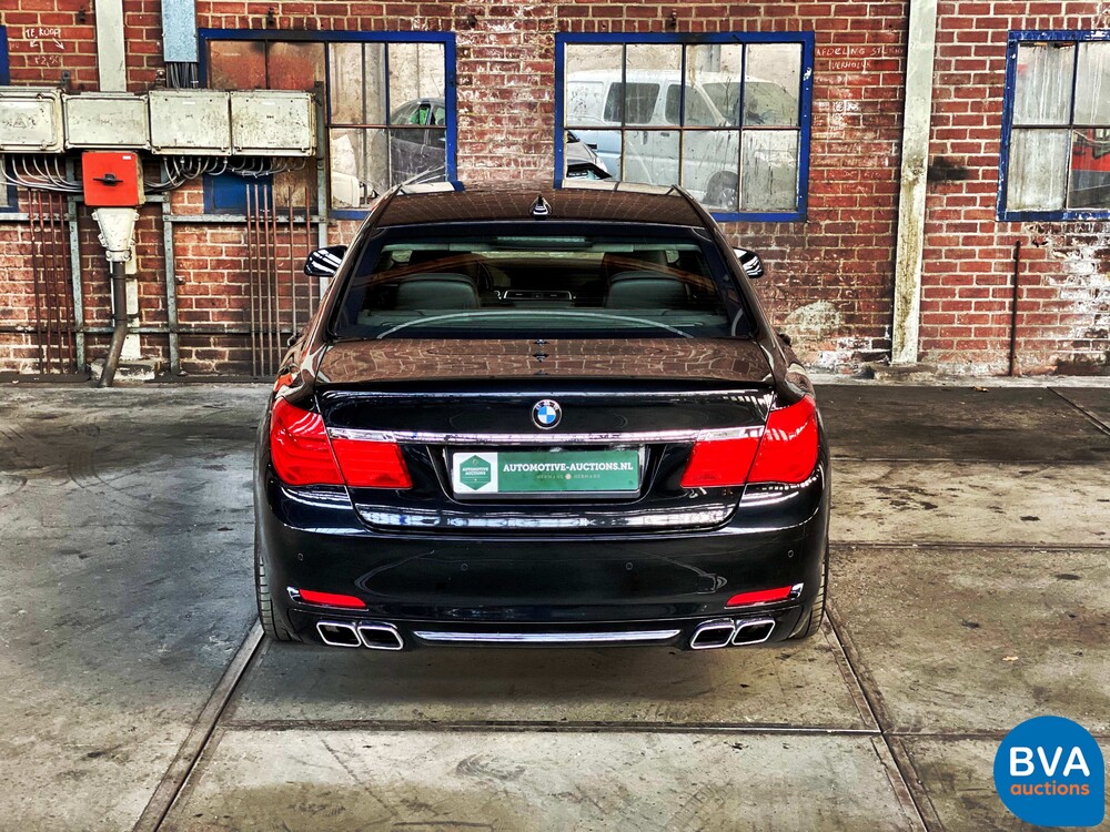 BMW 760Li Hochsicherheits-VR7 V12 F03 2011.