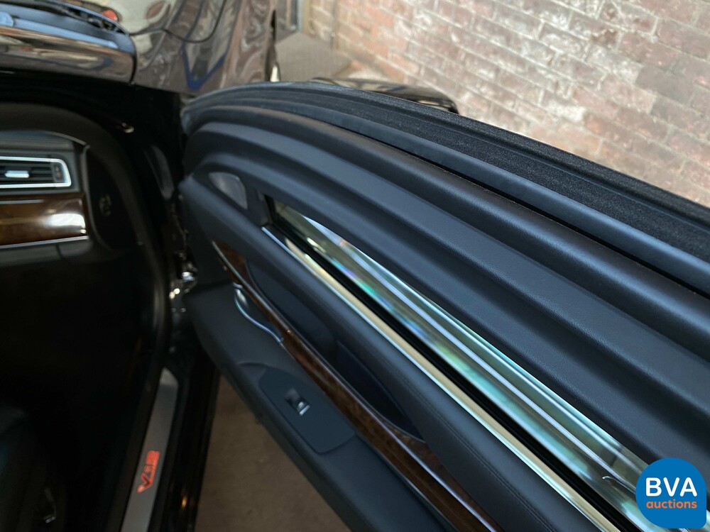 BMW 760Li Hochsicherheits-VR7 V12 F03 2011.