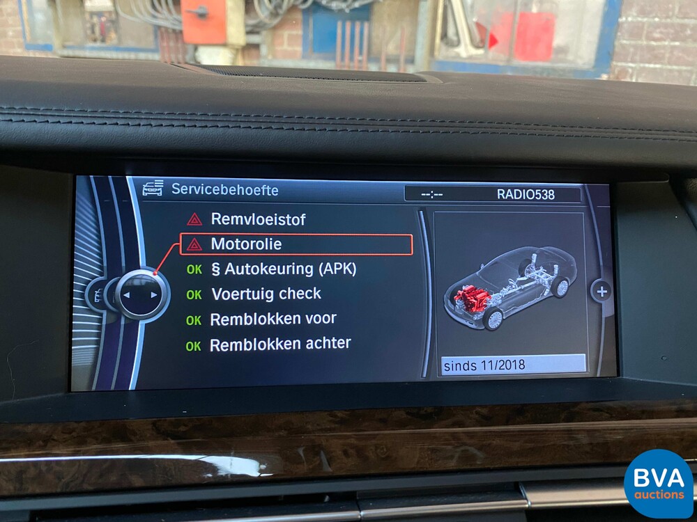 BMW 760Li Hochsicherheits-VR7 V12 F03 2011.