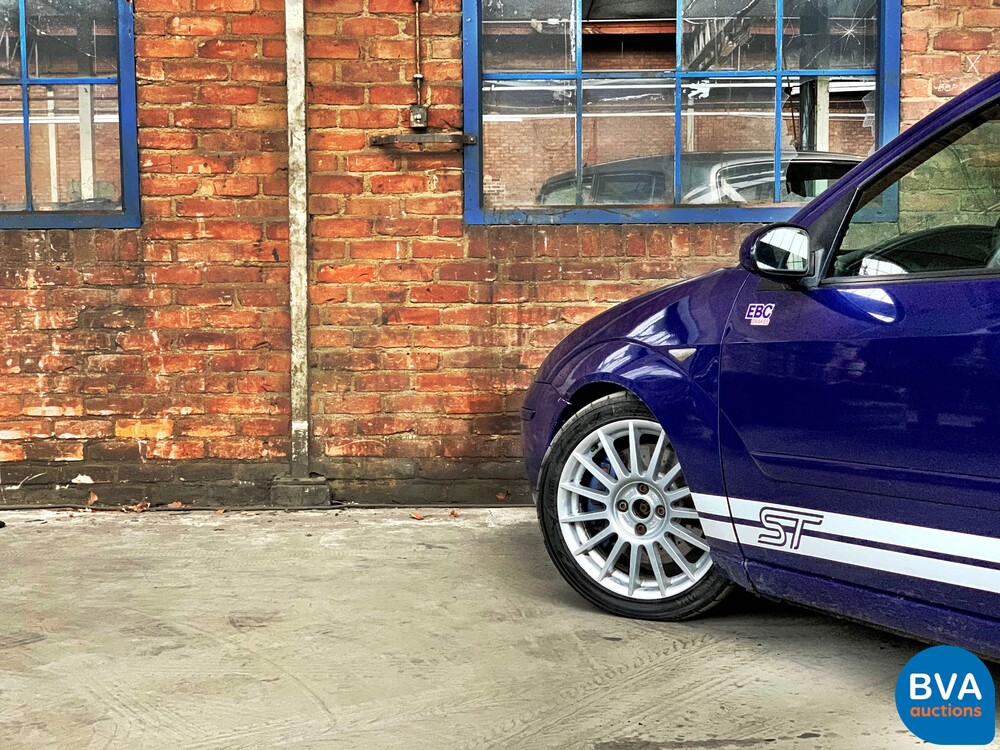 Ford Focus ST170 2.0 173 PS 2002 - Original NL-, 01-JT-TV.