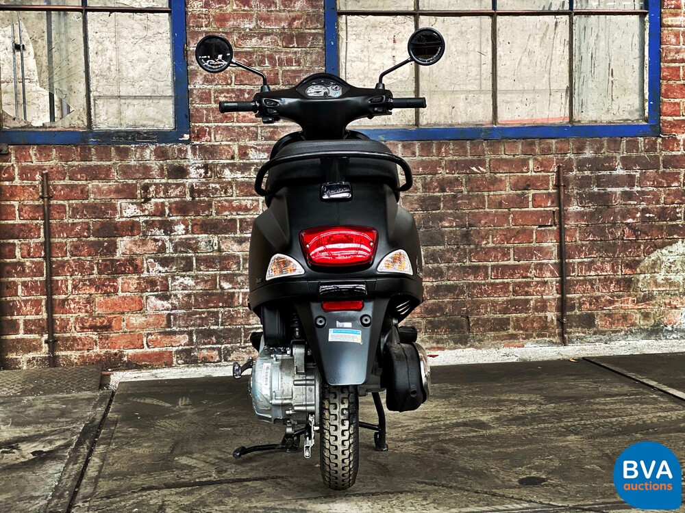 Vespa LX125 3KM 2020