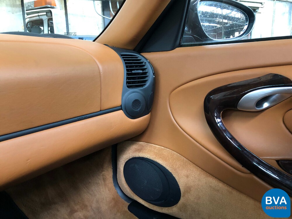 Porsche 911 Carrera 4 3.4 996 -Millenium Limited Edition-, 95-LK-KN