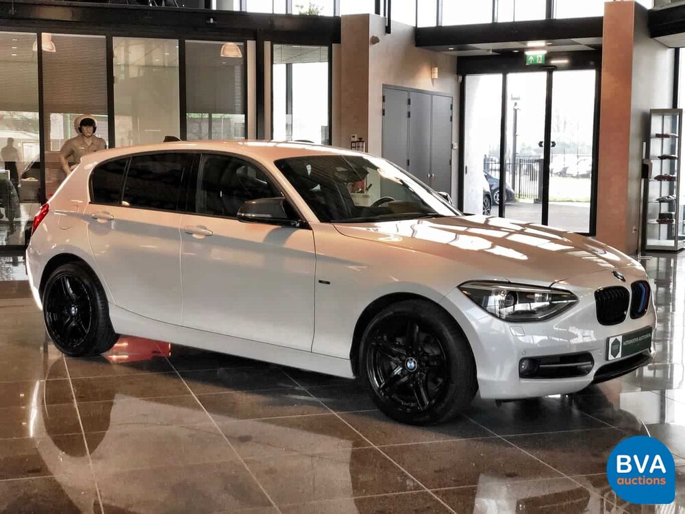 BMW 118i Sport Line Shadowline 1-serie 170pk 2012, G-676-KL