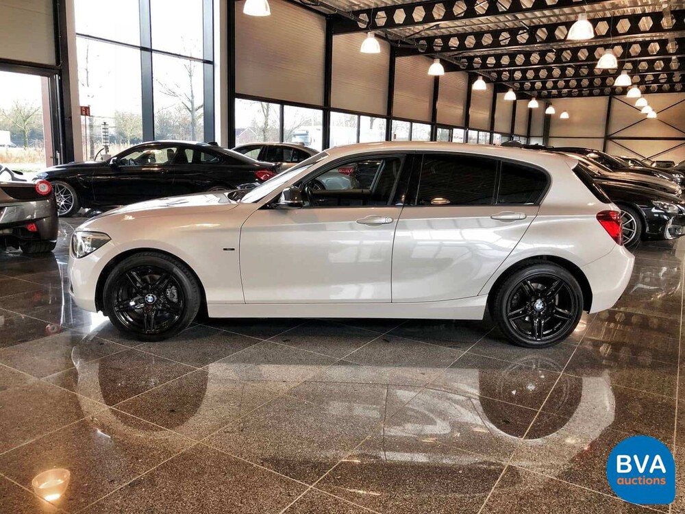 BMW 118i Sport Line Shadowline 1-serie 170pk 2012, G-676-KL
