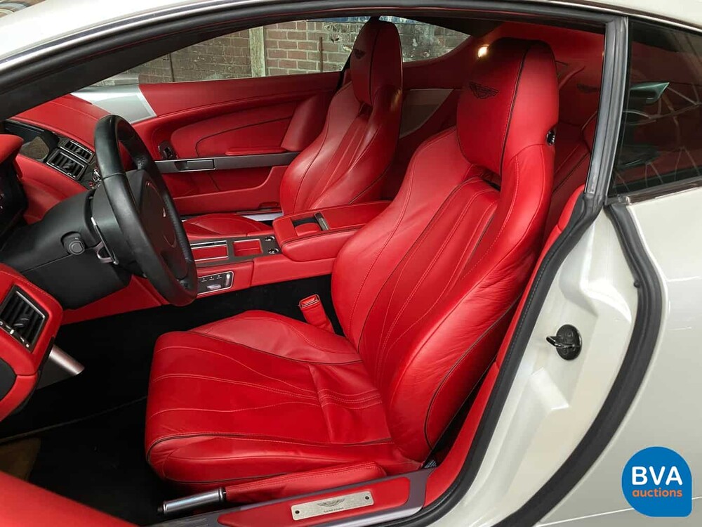 Aston Martin Virage 6.0 V12 DB9 2012.