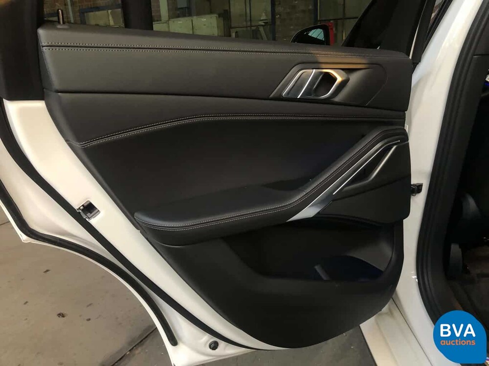 BMW X6 xDrive30d M-Sport 265 PS 2020 - GARANTIE -.