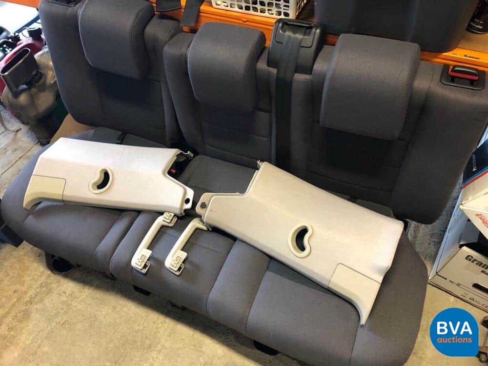 Land Rover Discovery 3 TDV6 S 2010 -Ursprüngliches NL-, VFP-67-J.