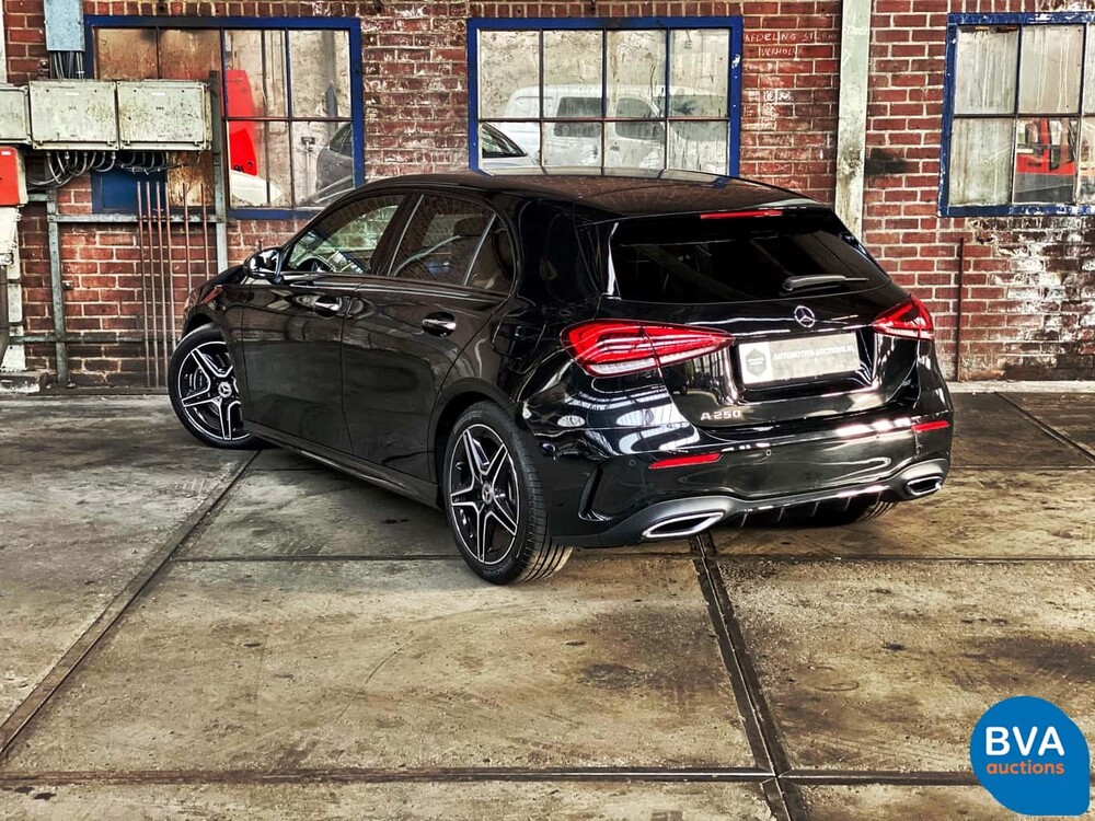 Mercedes-Benz A250 AMG 224 PS A-Klasse 2020 MY, ZV-271-J.