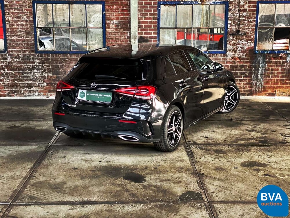 Mercedes-Benz A250 AMG 224 PS A-Klasse 2020 MY, ZV-271-J.