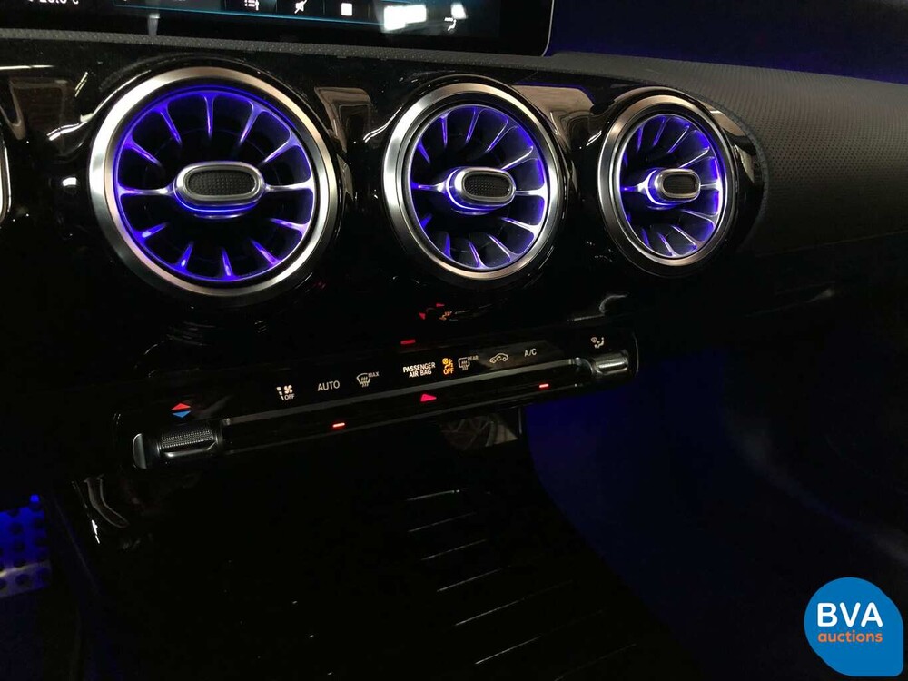 Mercedes-Benz CLA180 AMG-Styling 136 PS CLA-Klasse 2020 -GARANTIE-.