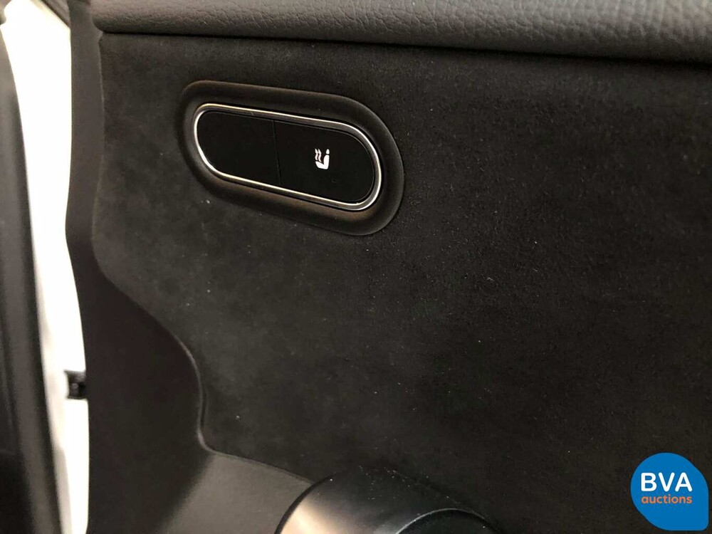 Mercedes-Benz CLA180 AMG-Styling 136 PS CLA-Klasse 2020 -GARANTIE-.