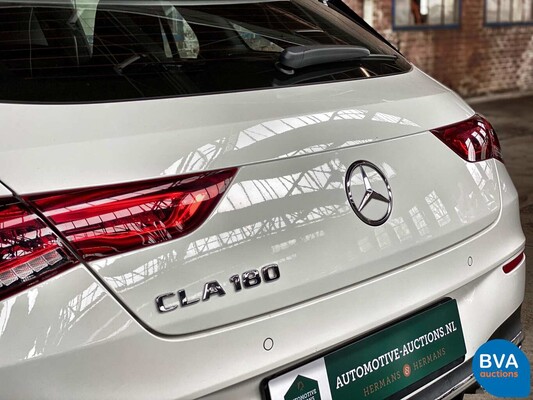 Mercedes-Benz CLA180 AMG-Styling 136 PS CLA-Klasse 2020 -GARANTIE-.