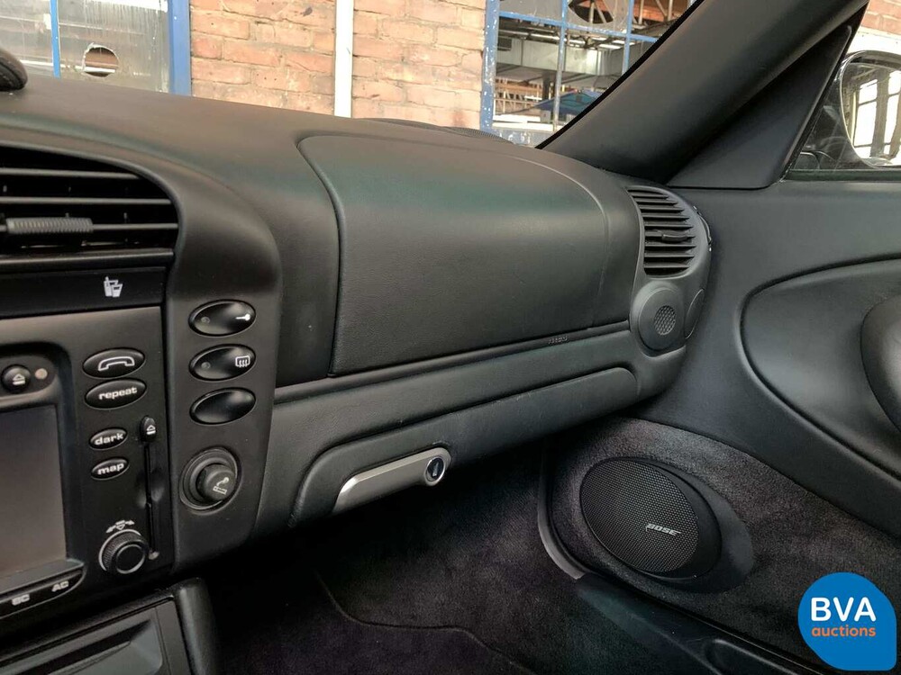 Porsche 911 4S 3.6 Coupé Carrera 320 PS 2002, 13-ND-XZ.