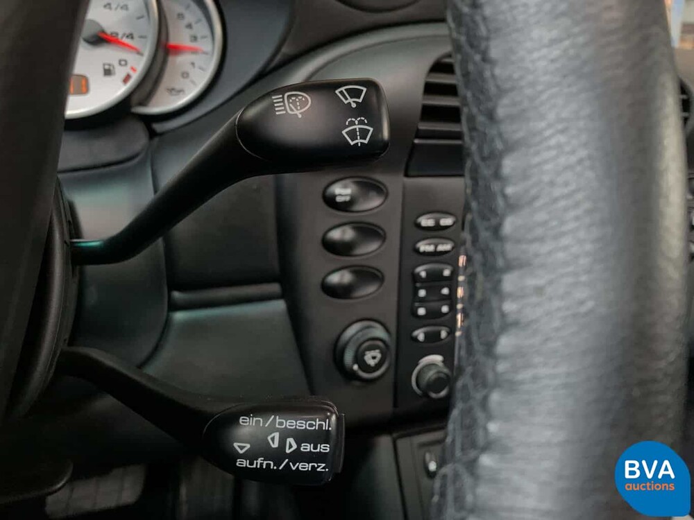 Porsche 911 4S 3.6 Coupé Carrera 320 PS 2002, 13-ND-XZ.