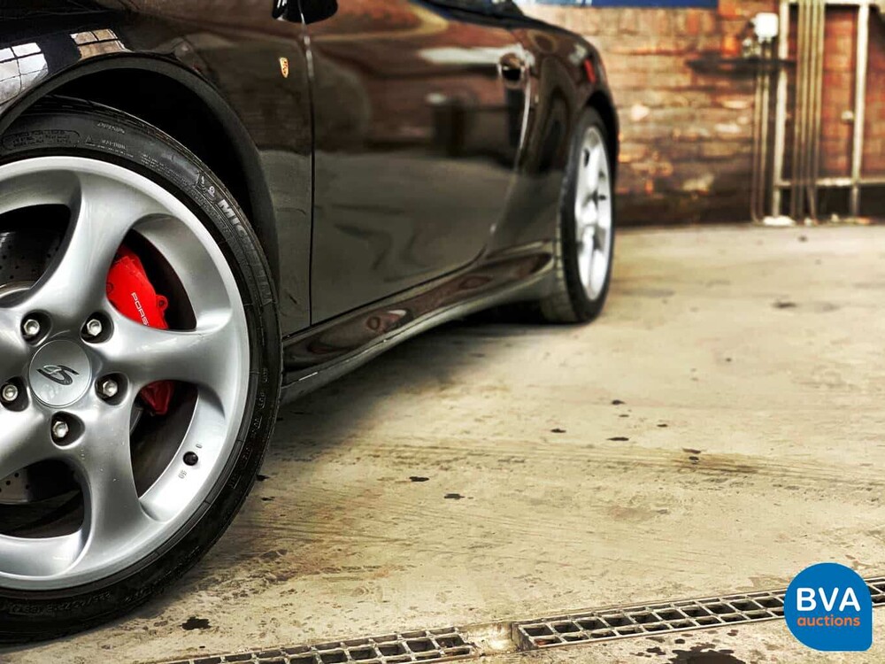 Porsche 911 4S 3.6 Coupé Carrera 320 PS 2002, 13-ND-XZ.